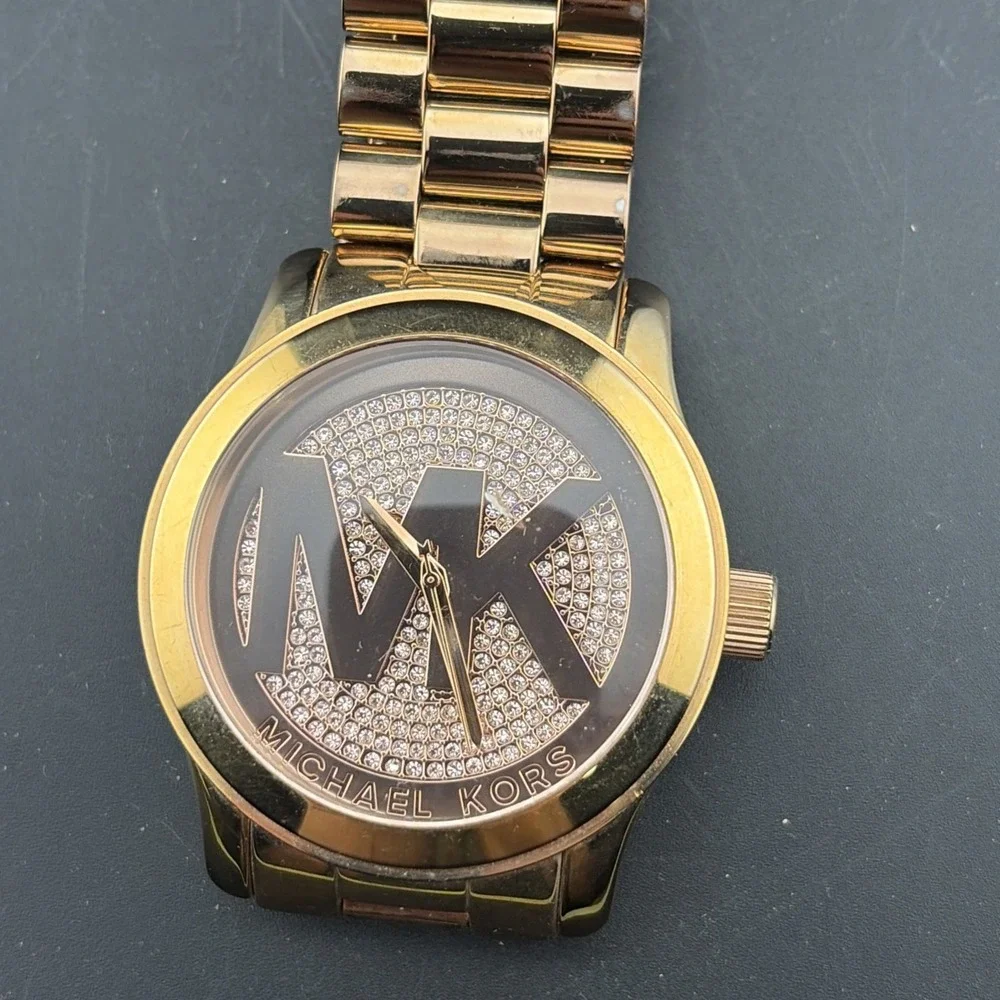 Authentic Michael Kors Women's Runway Rose Gold-Tone Watch‎ MK5661